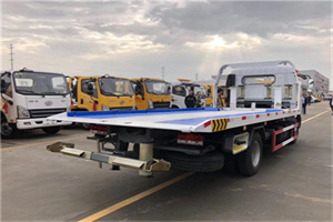 南独乐河汽车救援补胎